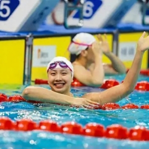 全国游泳冠军赛覃海洋夺金、唐钱婷破亚洲纪录晋级决赛