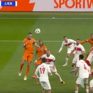 2:1逆转土耳其，荷兰队挺进欧洲杯四强