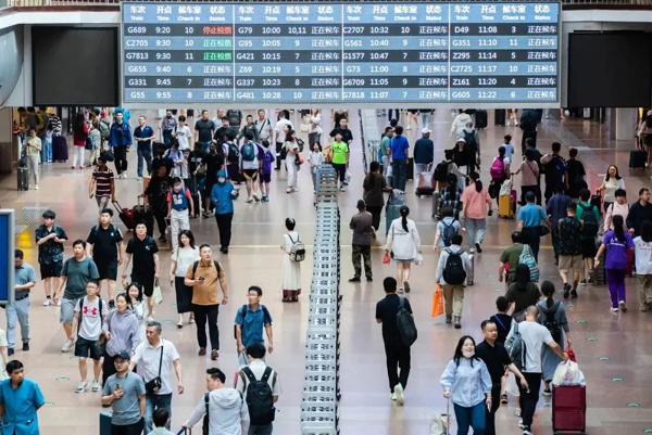 车票退改签、学生优惠票购票区间、联程车票……铁路乘车多项规则优化→