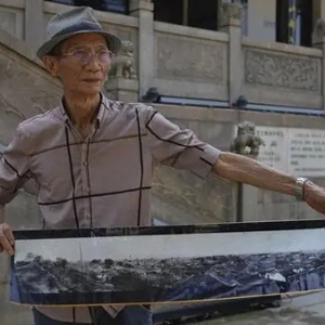 老画家地摊淘到1908年的长沙全景照片，修复后耗时半年画成油画