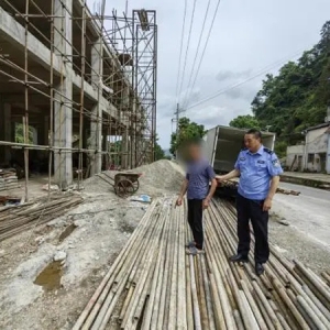 万州警方4小时破获工地建材盗窃案