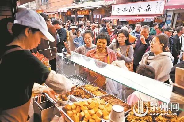 天南海北的游客被泉州美食圈粉