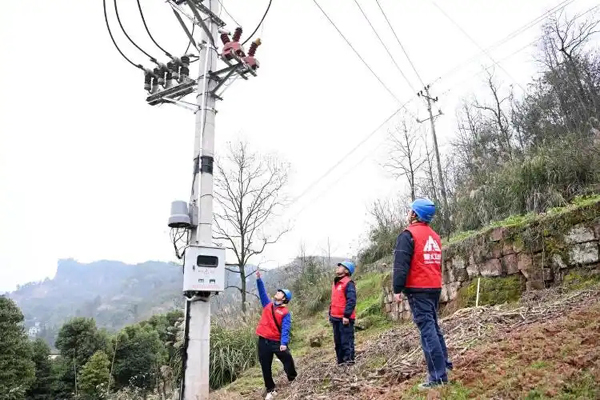 川渝携手 确保高竹新区重点企业用电安全